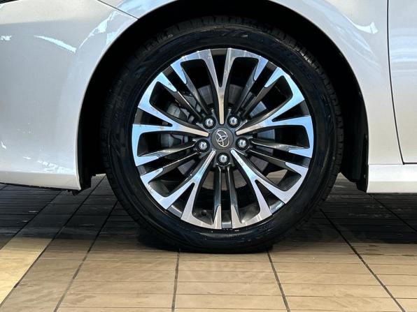 Toyota Camry VIII (XV70) Рестайлинг с пробегом 2021 года, цена 3 110 000 рублей, 72000 км, седан, Автокод Объявления