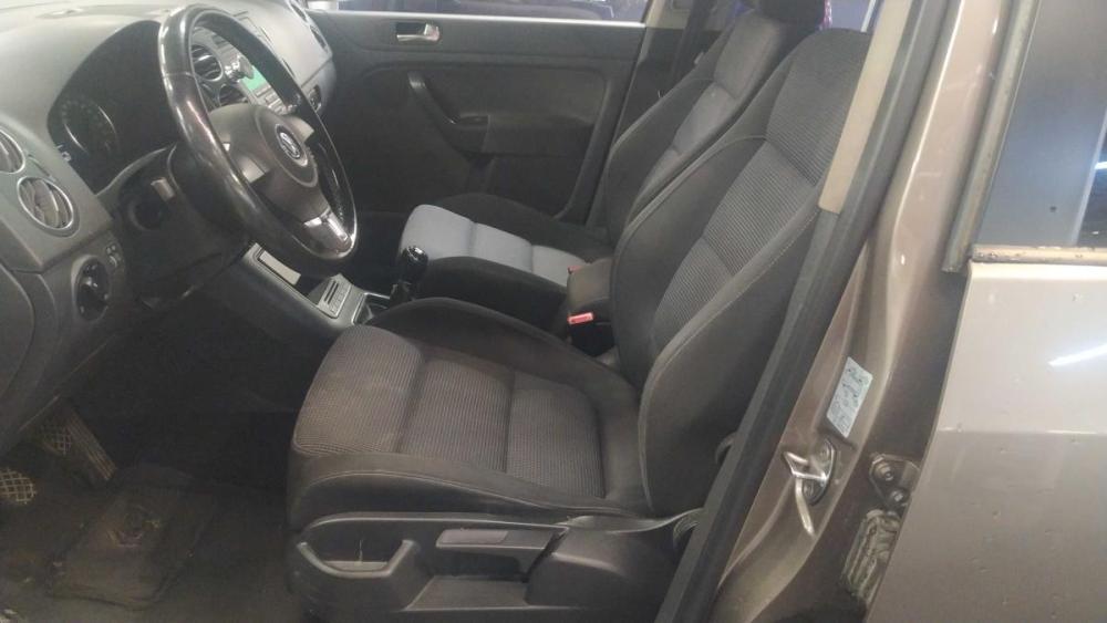 Volkswagen Golf Plus II Санкт-Петербург  - изображение 6