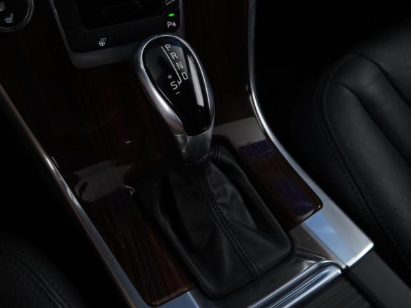 Volvo XC60 I Рестайлинг с пробегом 2014 года, цена 1 777 077 рублей, 176913 км, внедорожник, Автокод Объявления