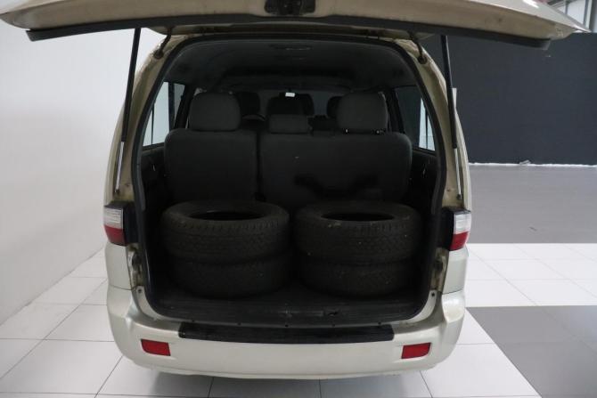 Hyundai H-1 I Рестайлинг с пробегом 2006 года, цена 627 000 рублей, 253783 км, минивэн, Автокод Объявления