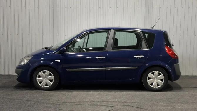 Renault Scenic II Рестайлинг с пробегом 2008 года, цена 520 000 рублей, 234000 км, минивэн, Автокод Объявления