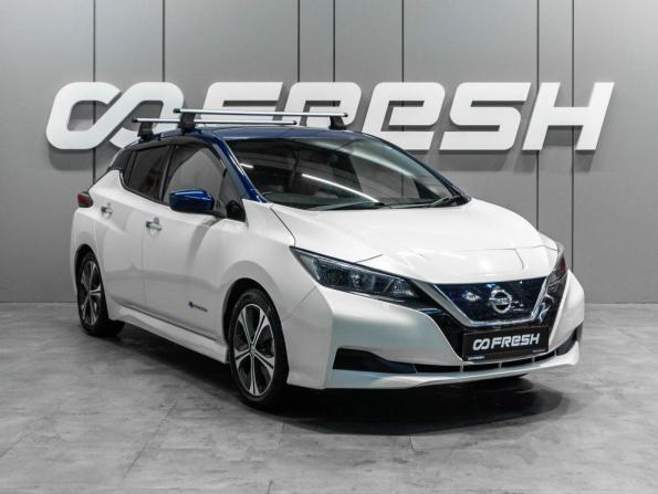 Nissan Leaf II (ZE1) с пробегом 2017 года, цена 1 599 000 рублей, 137637 км, хэтчбек, Автокод Объявления
