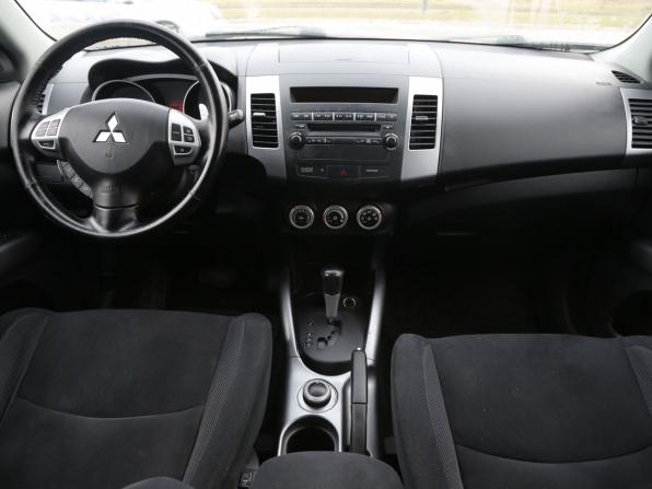 Mitsubishi Outlander II с пробегом 2008 года, цена 748 000 рублей, 194200 км, внедорожник, Автокод Объявления