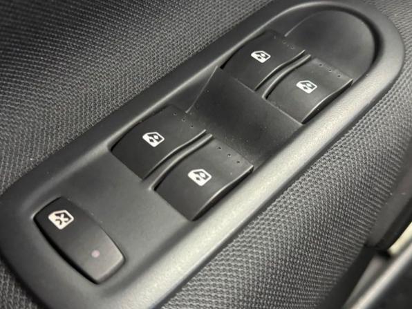 Renault Megane II Рестайлинг с пробегом 2009 года, цена 699 000 рублей, 91410 км, седан, Автокод Объявления