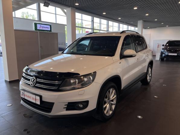 Volkswagen Tiguan I Рестайлинг с пробегом 2015 года, цена 1 550 000 рублей, 147700 км, внедорожник, Автокод Объявления