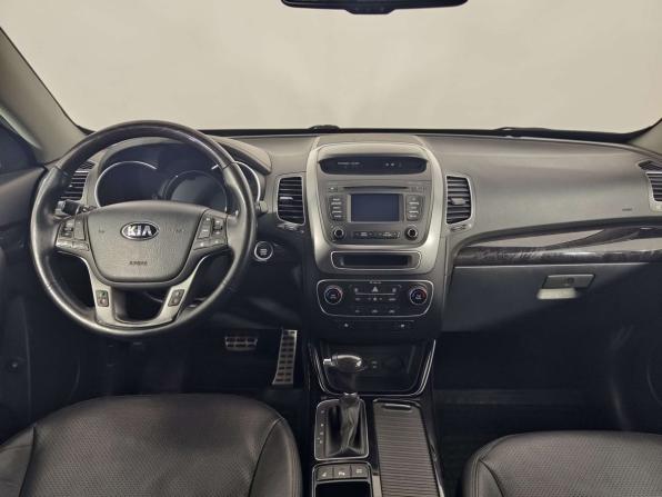 Kia Sorento II Рестайлинг с пробегом 2018 года, цена 2 299 000 рублей, 136997 км, внедорожник, Автокод Объявления