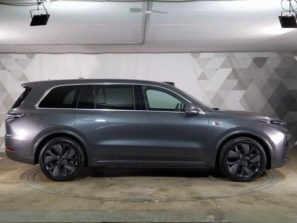 Li Auto (Lixiang) L9 I с пробегом 2023 года, цена 7 486 000 рублей, 18376 км, внедорожник, Автокод Объявления