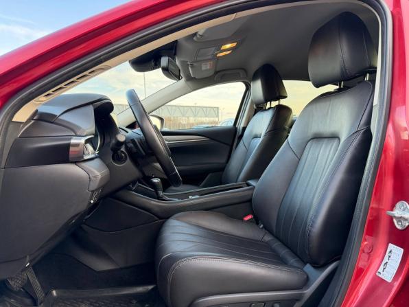 Mazda 6 III (GJ) Рестайлинг 2 с пробегом 2021 года, цена 2 235 000 рублей, 111305 км, седан, Автокод Объявления
