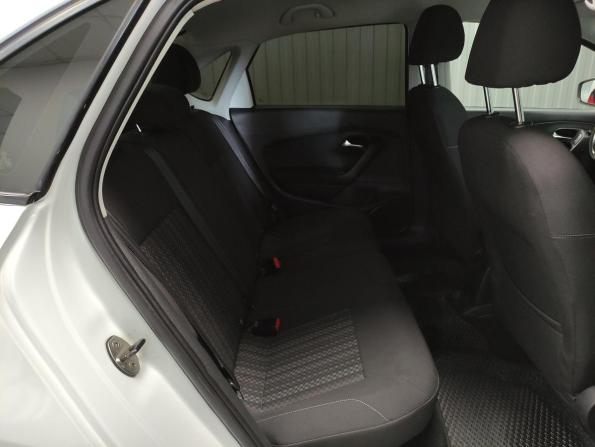 Volkswagen Polo V Рестайлинг с пробегом 2018 года, цена 750 000 рублей, 131324 км, седан, Автокод Объявления