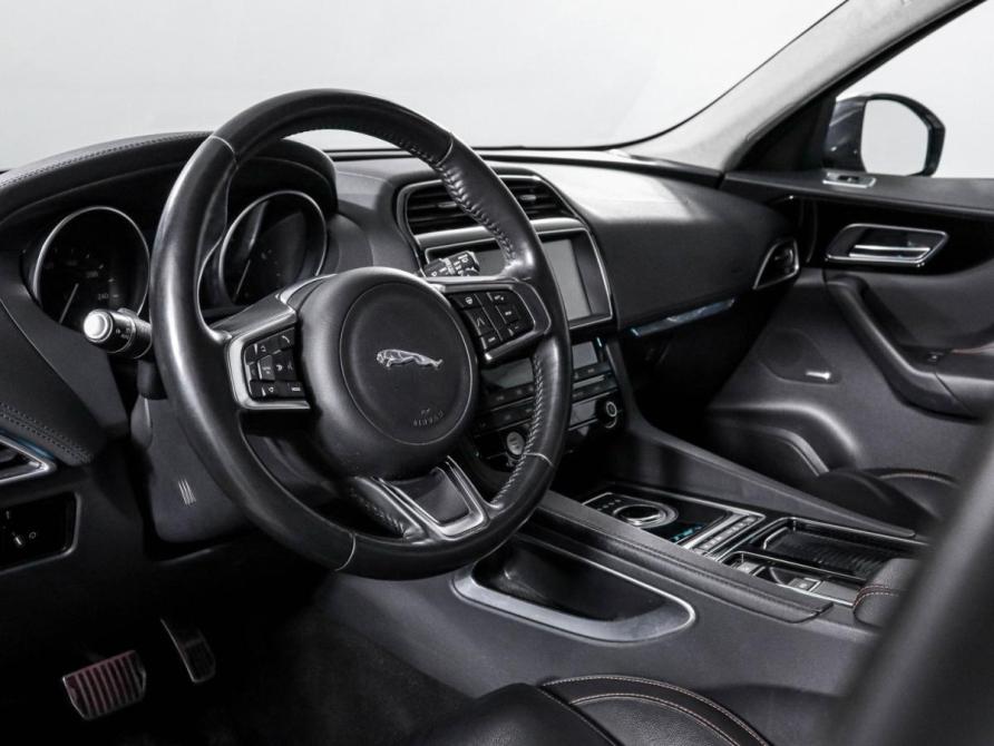 Jaguar F-Pace I Москва  - изображение 14
