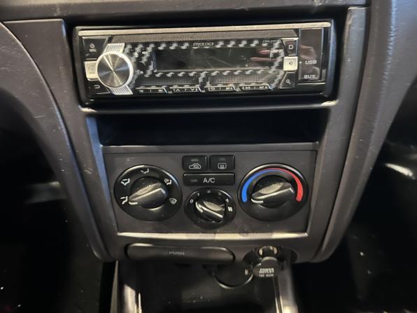 Hyundai Elantra III (XD2) Рестайлинг с пробегом 2004 года, цена 198 000 рублей, 294832 км, седан, Автокод Объявления