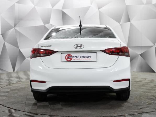 Hyundai Solaris II с пробегом 2018 года, цена 1 109 000 рублей, 151902 км, седан, Автокод Объявления