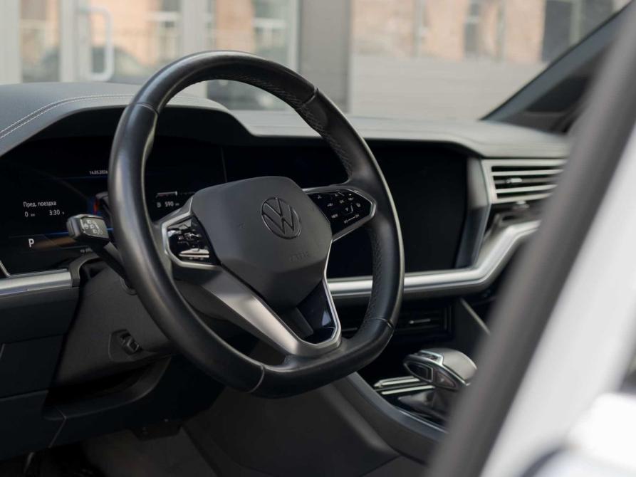 Volkswagen Touareg III Новосибирск  - изображение 11
