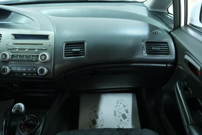 Honda Civic VIII Рестайлинг с пробегом 2009 года, цена 879 000 рублей, 184500 км, седан, Автокод Объявления
