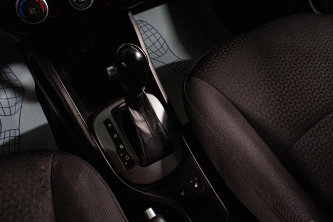 Kia Rio III Рестайлинг с пробегом 2017 года, цена 1 229 000 рублей, 86200 км, седан, Автокод Объявления