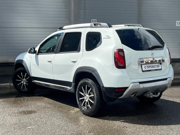 Renault Duster I Рестайлинг с пробегом 2017 года, цена 999 000 рублей, 196979 км, внедорожник, Автокод Объявления