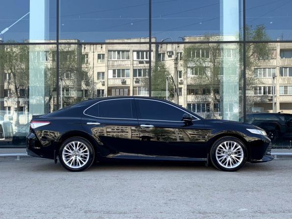 Toyota Camry VIII (XV70) с пробегом 2019 года, цена 2 880 000 рублей, 130800 км, седан, Автокод Объявления