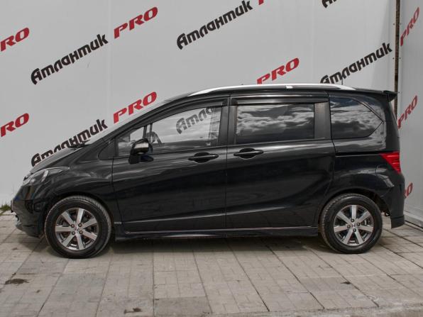 Honda Freed I с пробегом 2010 года, цена 1 030 000 рублей, 172428 км, компактвэн, Автокод Объявления