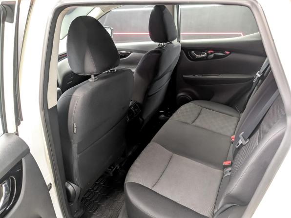 Nissan Qashqai II с пробегом 2017 года, цена 1 790 000 рублей, 64996 км, внедорожник, Автокод Объявления