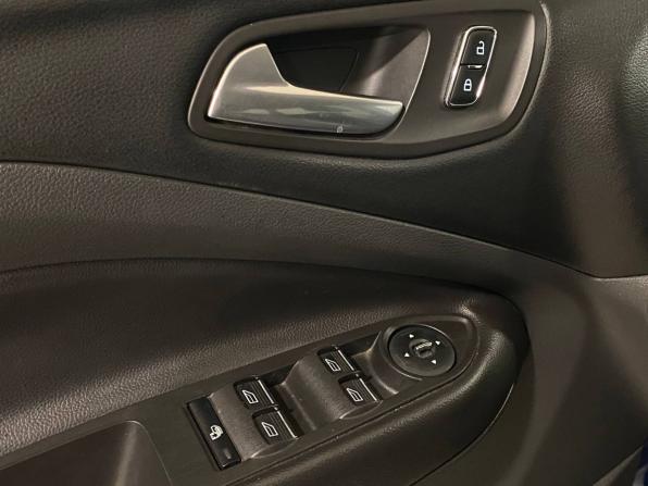 Ford Kuga II с пробегом 2013 года, цена 1 117 000 рублей, 187214 км, внедорожник, Автокод Объявления