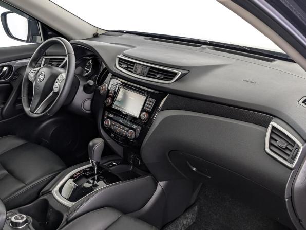 Nissan X-Trail III с пробегом 2017 года, цена 2 335 000 рублей, 70655 км, внедорожник, Автокод Объявления