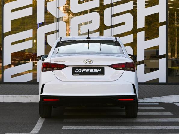Hyundai Solaris II Рестайлинг с пробегом 2021 года, цена 1 799 000 рублей, 66334 км, седан, Автокод Объявления