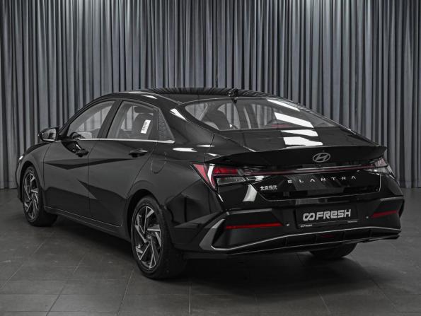 Hyundai Elantra VII (CN7) Рестайлинг с пробегом 2024 года, цена 2 620 000 рублей, 1009 км, седан, Автокод Объявления