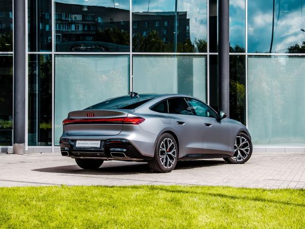 Audi A5 III (B10) с пробегом 2025 года, цена 5 180 000 рублей, 10511 км, лифтбек, Автокод Объявления