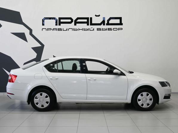 Skoda Octavia III (A7) Рестайлинг с пробегом 2019 года, цена 1 649 900 рублей, 117125 км, лифтбек, Автокод Объявления