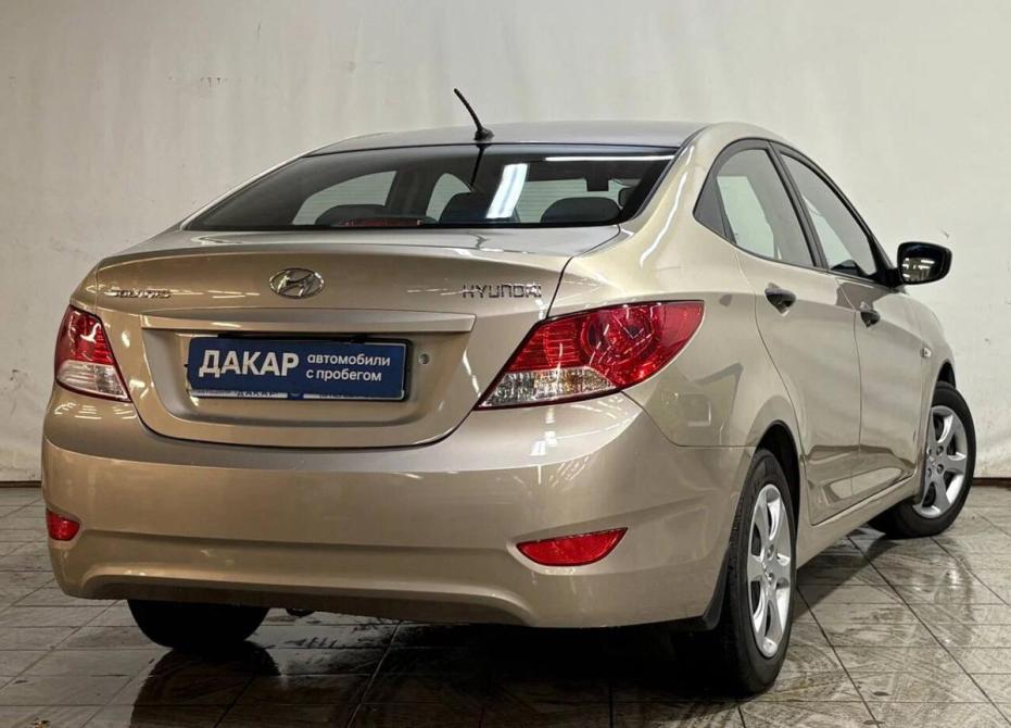 Hyundai Solaris I Санкт-Петербург  - изображение 4