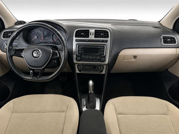 Volkswagen Polo V Рестайлинг с пробегом 2018 года, цена 1 369 000 рублей, 115100 км, седан, Автокод Объявления