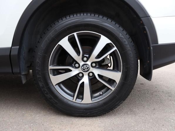 Toyota RAV4 IV (XA40) Рестайлинг с пробегом 2016 года, цена 2 289 000 рублей, 151172 км, внедорожник, Автокод Объявления
