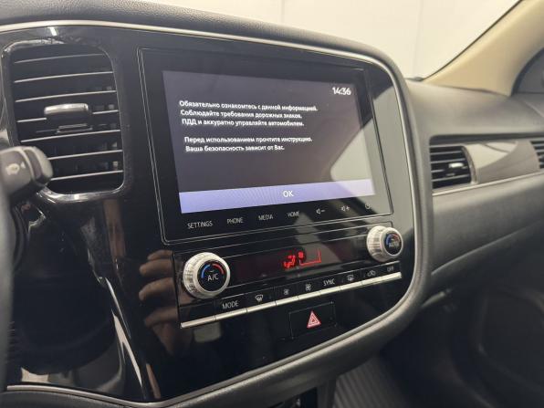 Mitsubishi Outlander III Рестайлинг 3 с пробегом 2021 года, цена 2 390 000 рублей, 97808 км, внедорожник, Автокод Объявления
