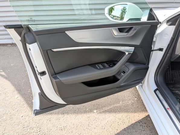 Audi A7 II (4K) с пробегом 2021 года, цена 5 690 000 рублей, 60000 км, лифтбек, Автокод Объявления