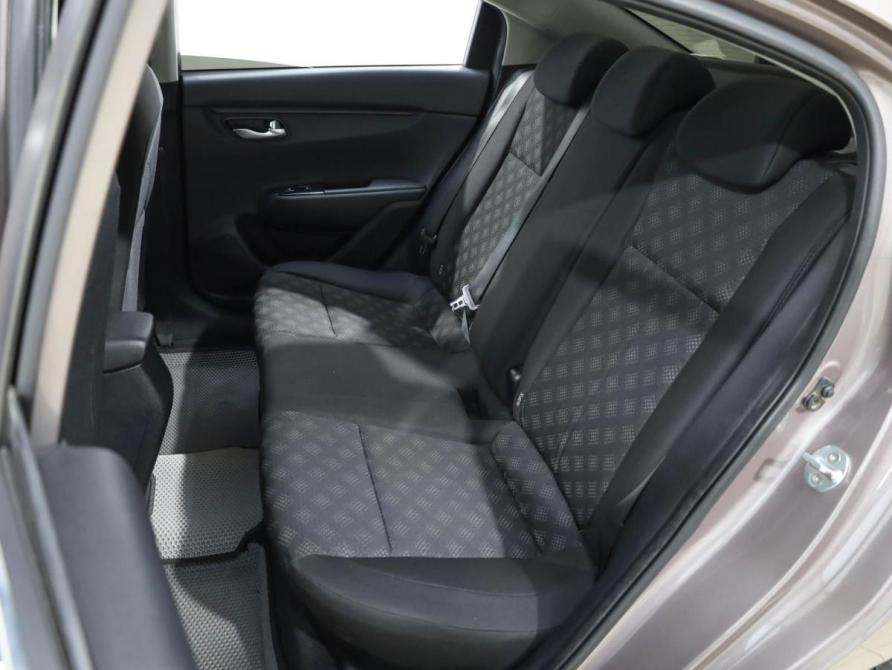 Kia Rio IV Ростов-на-Дону  - изображение 9