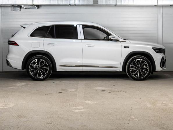 Geely Monjaro I Рестайлинг 2 с пробегом 2025 года, цена 4 269 000 рублей, 76 км, внедорожник, Автокод Объявления