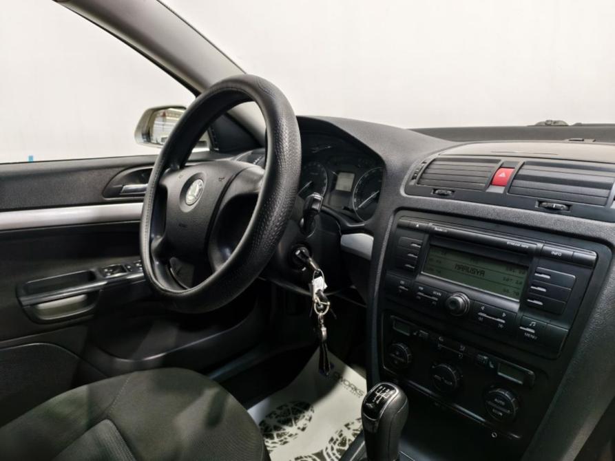 Skoda Octavia II (A5) Курск  - изображение 5