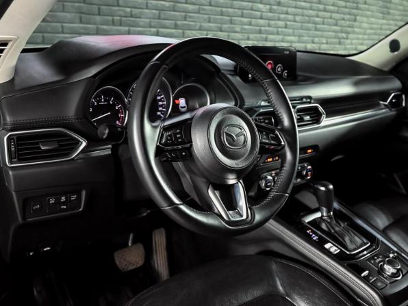 Mazda CX-5 II с пробегом 2018 года, цена 2 370 000 рублей, 236885 км, внедорожник, Автокод Объявления