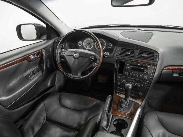 Volvo XC70 I Рестайлинг с пробегом 2006 года, цена 899 000 рублей, 322908 км, универсал, Автокод Объявления