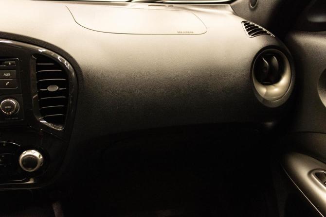 Nissan Juke I с пробегом 2012 года, цена 1 049 000 рублей, 133174 км, внедорожник, Автокод Объявления