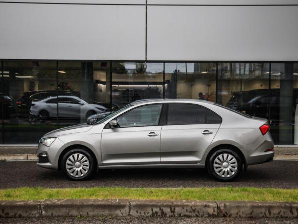 Skoda Rapid II с пробегом 2020 года, цена 1 699 000 рублей, 105585 км, лифтбек, Автокод Объявления