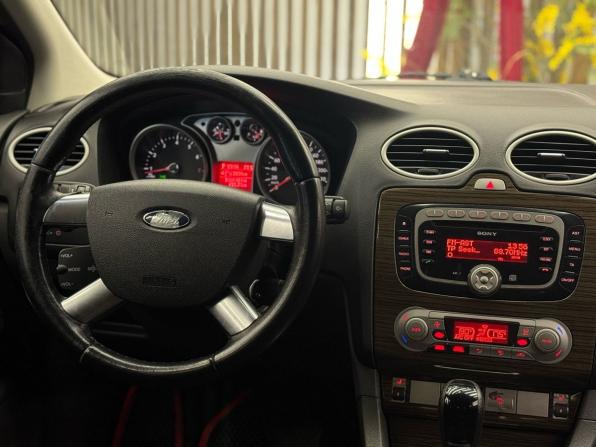 Ford Focus II Рестайлинг с пробегом 2008 года, цена 590 000 рублей, 185640 км, седан, Автокод Объявления
