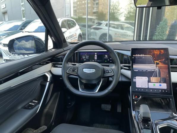 Geely Atlas II с пробегом 2024 года, цена 2 469 000 рублей, 54420 км, внедорожник, Автокод Объявления