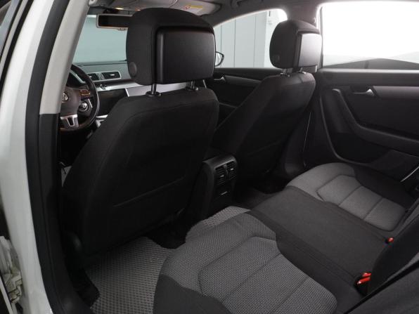 Volkswagen Passat B7 с пробегом 2012 года, цена 1 539 000 рублей, 128704 км, седан, Автокод Объявления
