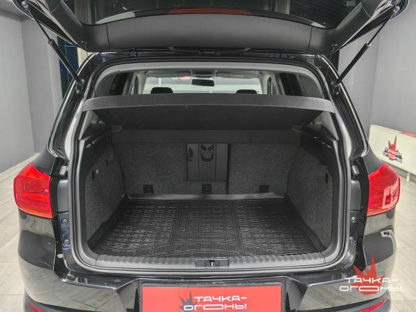 Volkswagen Tiguan I Рестайлинг с пробегом 2012 года, цена 1 058 000 рублей, 170000 км, внедорожник, Автокод Объявления