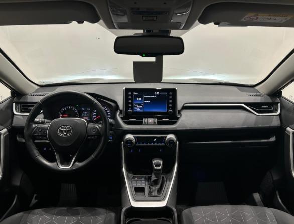 Toyota RAV4 V (XA50) с пробегом 2021 года, цена 2 699 000 рублей, 186224 км, внедорожник, Автокод Объявления