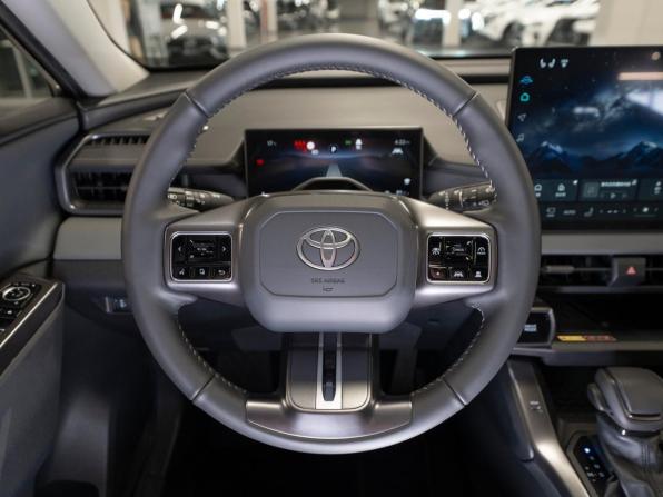 Toyota RAV4 VI (XA60) с пробегом 2026 года, цена 4 350 000 рублей, 30 км, внедорожник, Автокод Объявления