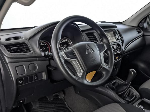 Mitsubishi L200 V с пробегом 2019 года, цена 2 850 000 рублей, 76029 км, offers.body_type.unknown, Автокод Объявления