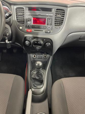 Kia Rio II Рестайлинг с пробегом 2010 года, цена 411 000 рублей, 221530 км, седан, Автокод Объявления
