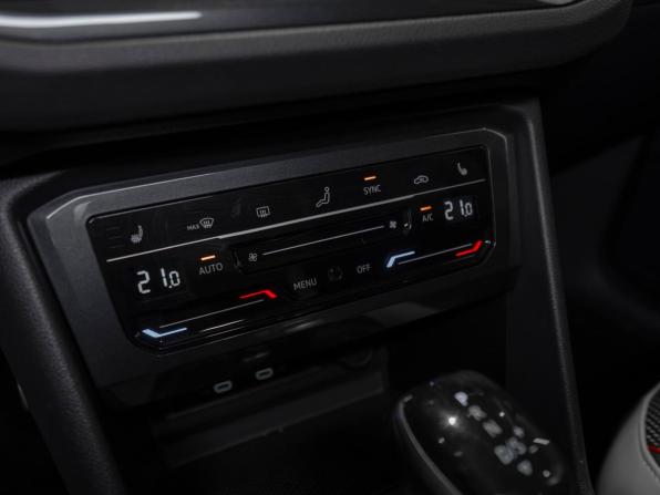 Volkswagen Tiguan II Рестайлинг с пробегом 2022 года, цена 3 460 000 рублей, 56725 км, внедорожник, Автокод Объявления